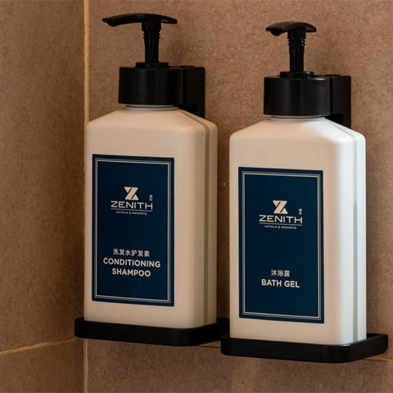 Studio Suite Hollywood Twin